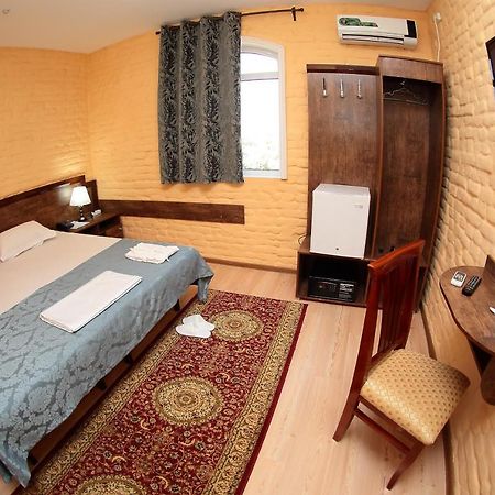 Star Hotel Tashkent Esterno foto